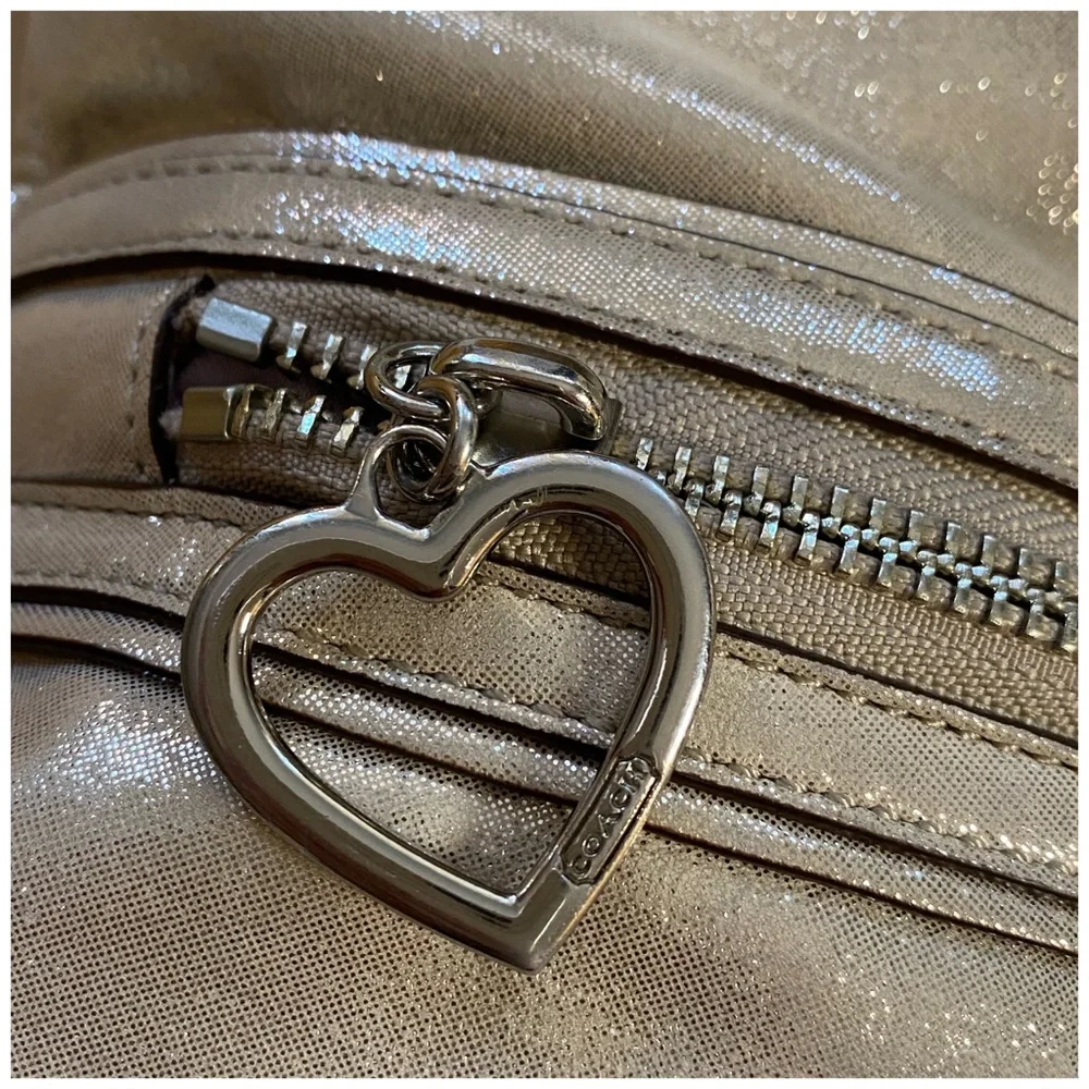 VINTAGE COACH POPPY METALLIC GOLD CHAMPAGNE LEATHER LARGE SHOULDER BAG - Picture 6 of 16